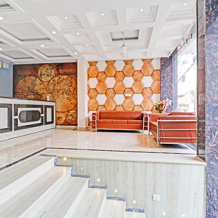 Townhouse Tark Inn New Delhi Exterior foto